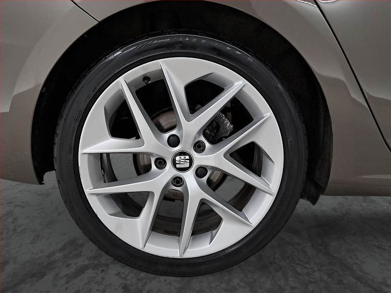 Seat Leon (2016) 1.4 TSI, ČR,1.maj, Serv.kniha - fotka 15 z 18