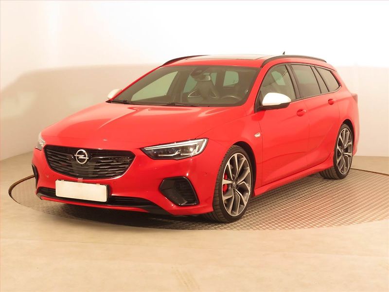 Opel Insignia (2020) GSi 2.0 BiTurbo CDTI, 4X4 - fotka 2 z 19