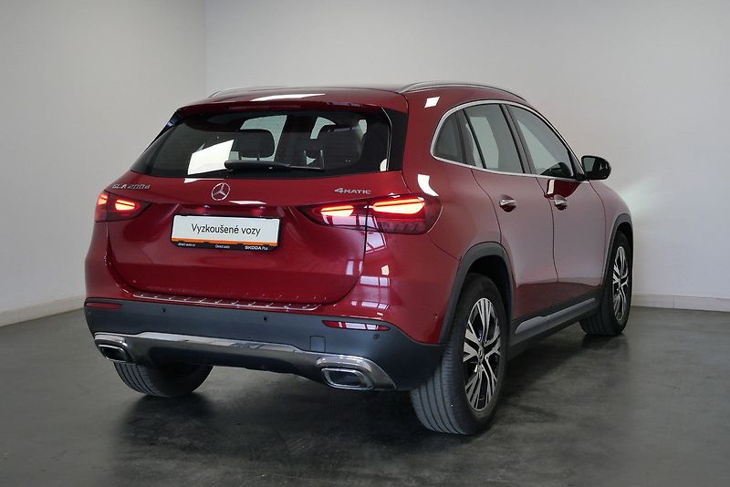 Mercedes-Benz GLA - fotka 2 z 20