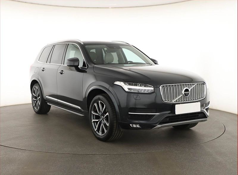 Volvo XC90 (2018) D5 AWD - fotografie inzerátu