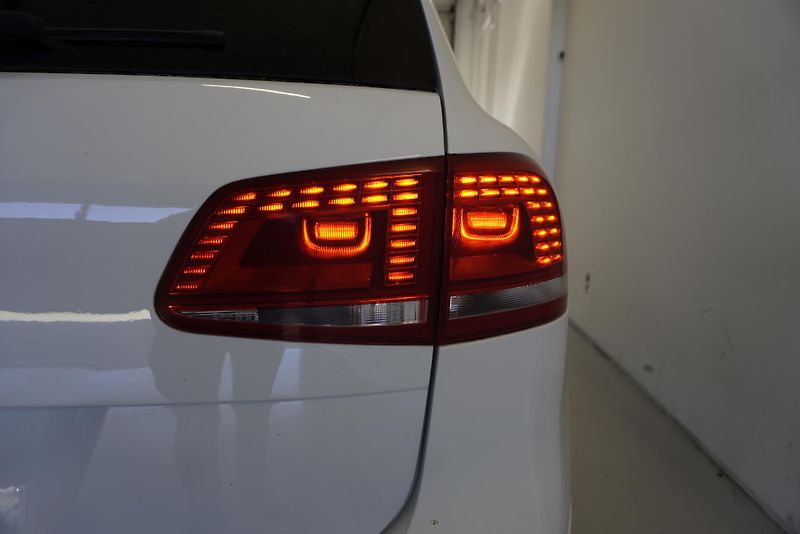 Volkswagen Touareg (2013) 3,6 V6 FSI AUTOMAT 4X4 KŮŽE - fotka 10 z 31