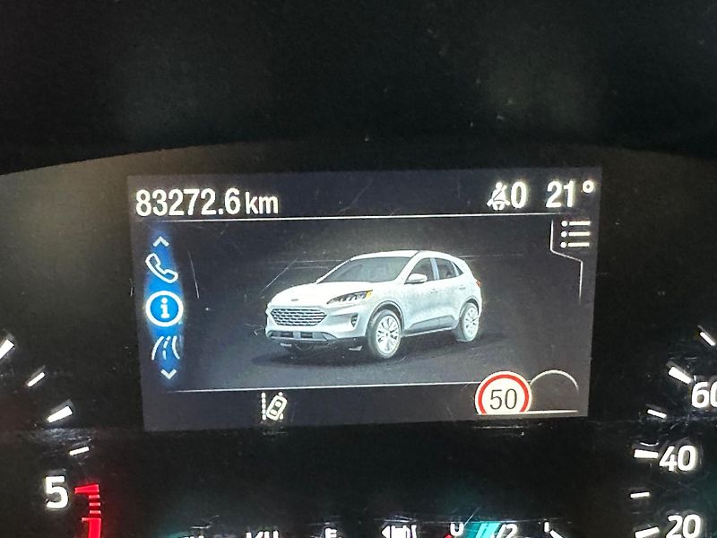 Ford Kuga Titanium 2.0 EcoBlue 150k man. - fotka 15 z 31