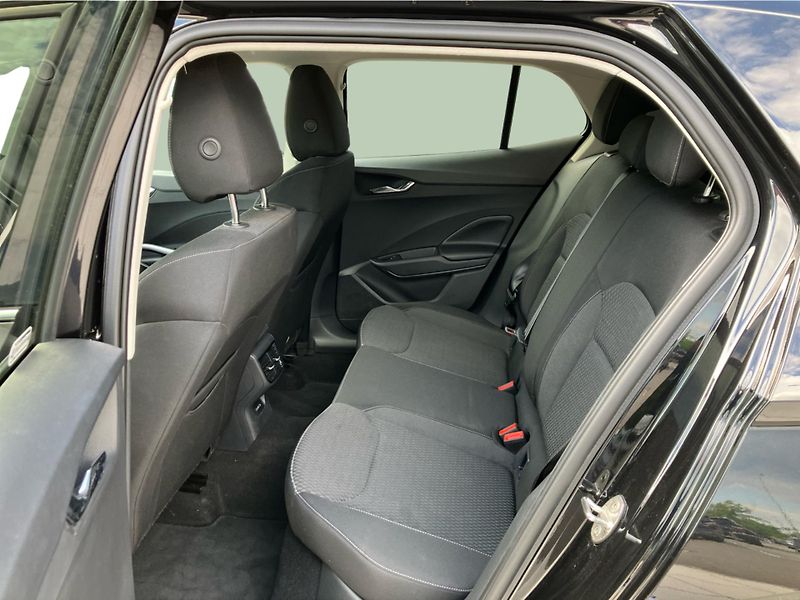 Škoda Fabia 1.0 TSI 85 kW Top Selection DS - fotka 12 z 29