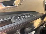 Peugeot 3008 (2020) 1.2 PT, Allure, AT, LED, TZ - náhled 17
