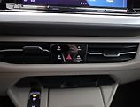 Volkswagen Multivan (2023) 2.0 TSI - náhled 10