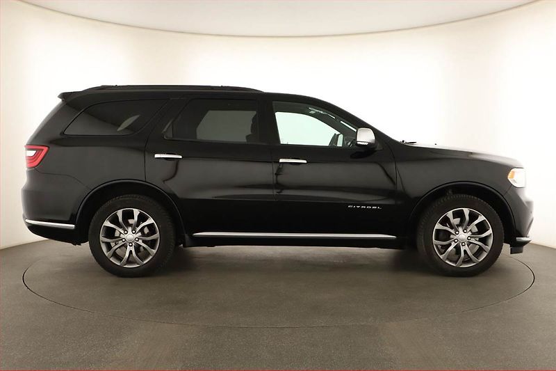 Dodge Durango (2017) 5.7 V8 Hemi - fotka 6 z 20