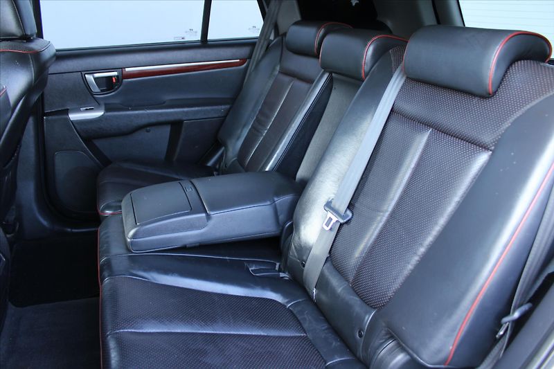 Hyundai Santa Fe 2.2CRDi 114kW AWD A/T TAŽNÉ ČR - fotka 11 z 22
