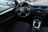 Škoda Octavia (2013) 1.6 TDI, Park. senzory - náhled 7
