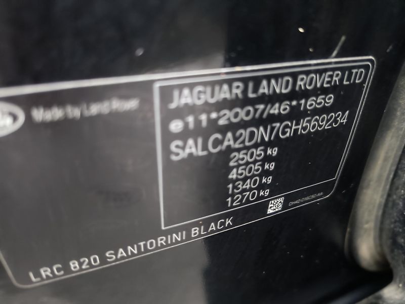 Land Rover Discovery Sport 2.0 TD4 4X4 NAVI/AC/KAMERA/ALU - fotka 40 z 43