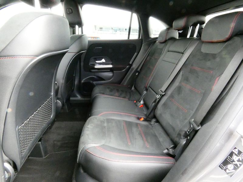 Mercedes-Benz GLA (2020) 200d - fotka 19 z 30