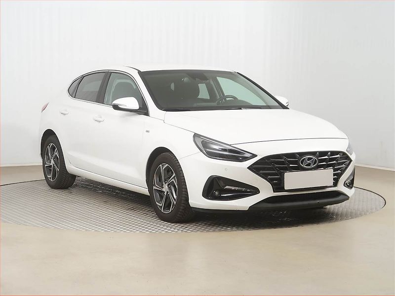 Hyundai i30 (2023) SMART 1.5 T-GDI MHEV, ČR,1.maj - fotografie inzerátu
