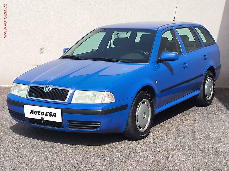 Škoda Octavia (2005) 1.6I, ČR, TZ, El.výbava - fotka 3 z 15