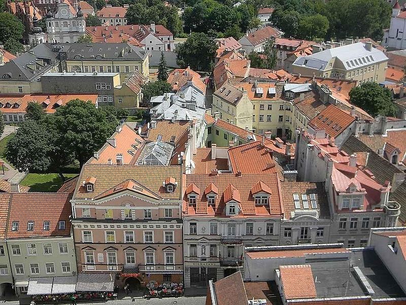 Noční pohled na litevskou metropoli Vilnius.