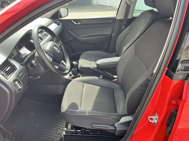 Škoda Rapid (2014) 1,6TDI 66KW AMBITION FRESH - fotka 16 z 22