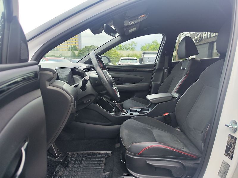 Hyundai Tucson 1.6 T-GDi/110kW N-Line - fotka 15 z 37