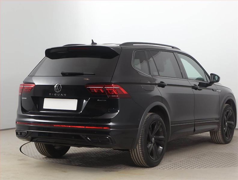 Volkswagen Tiguan Allspace (2022) R-Line 2.0 TDI - fotka 5 z 29