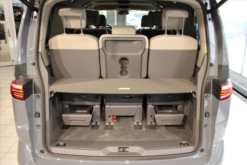 Volkswagen Multivan T7 TDi DSG Edition ACC/NezTop/ - fotka 32 z 36