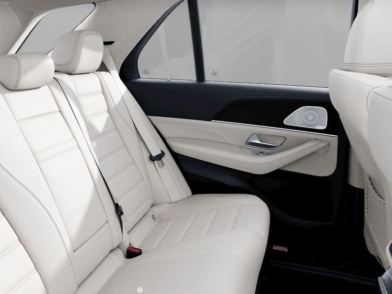 Mercedes-Benz GLE 350 de 4MATIC - fotka 8 z 9