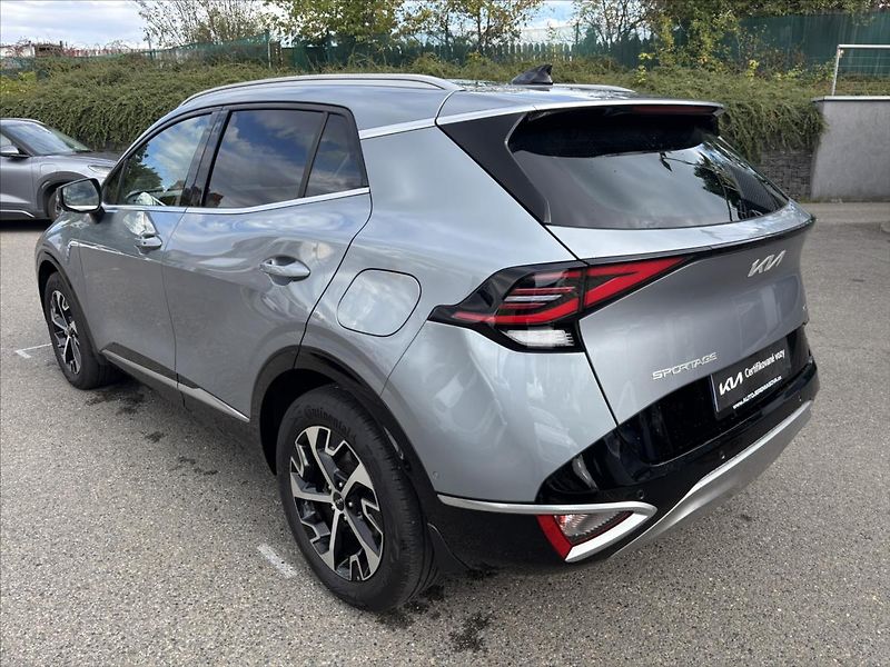 Kia Sportage 1,6 TGDi HEV AT TOP ADAPTIV - fotka 3 z 49