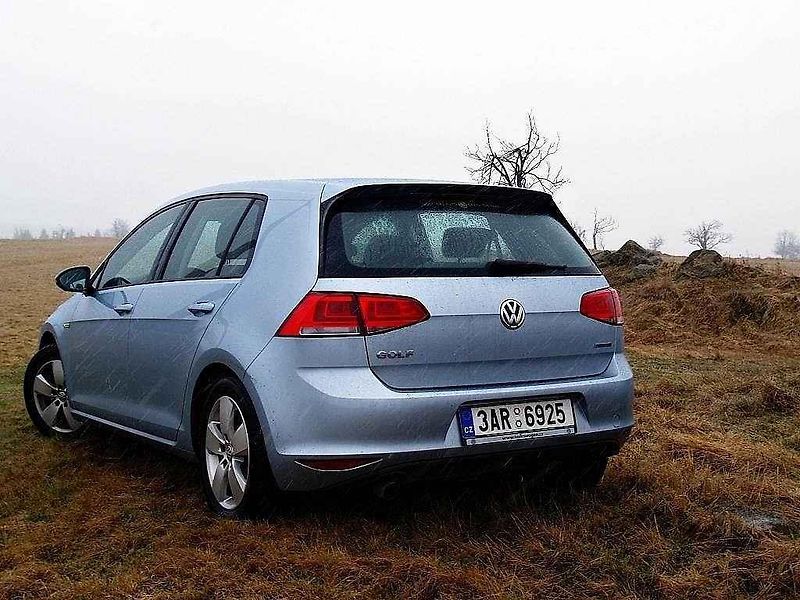 Volkswagen Golf TDI BlueMotion.