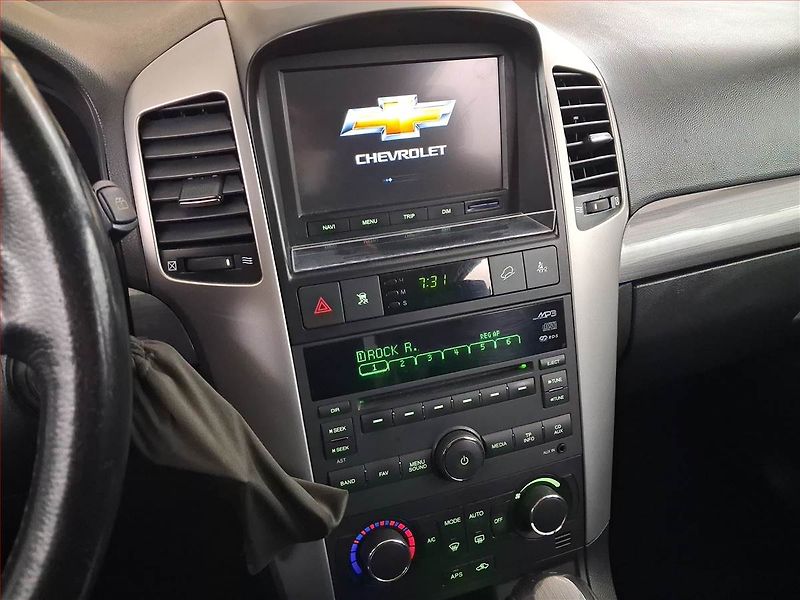 Chevrolet Captiva (2010) 2.0 D, 4X4, Automat, 7 míst - fotka 12 z 19