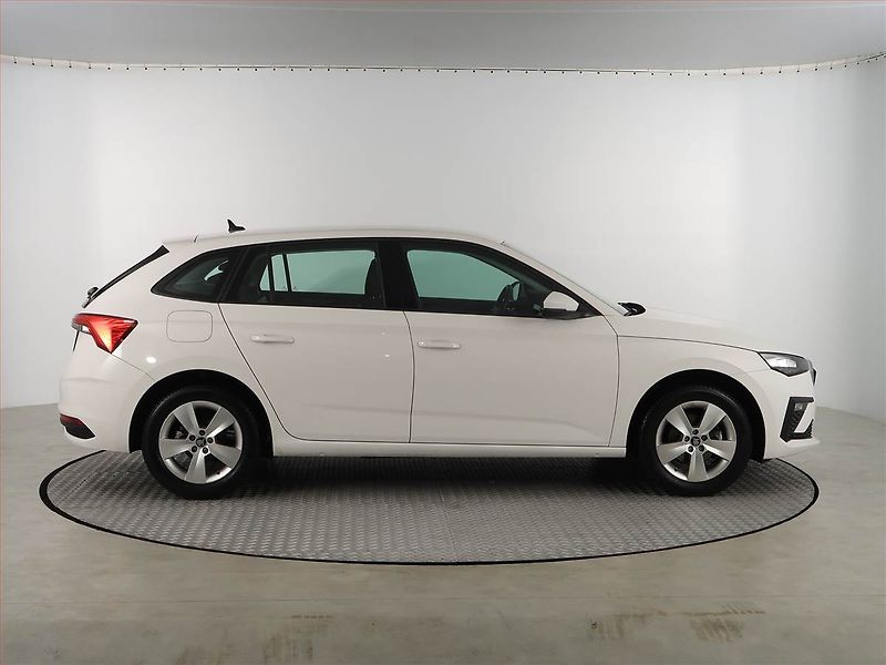Škoda Scala (2025) Selection 1.0 TSI, Serv.kniha - fotka 6 z 17