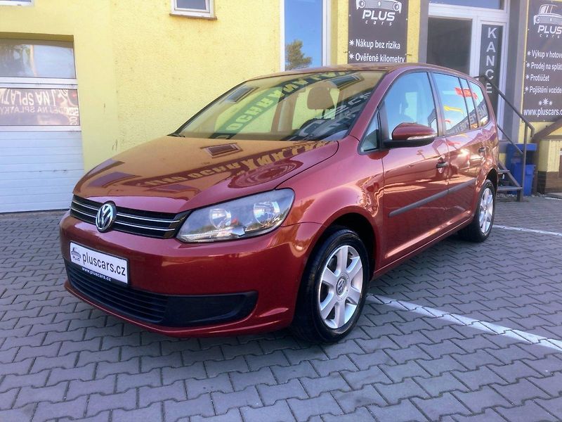 Volkswagen Touran 1,6TDi (77kW)*STK DO 5/2028* - fotka 1 z 18