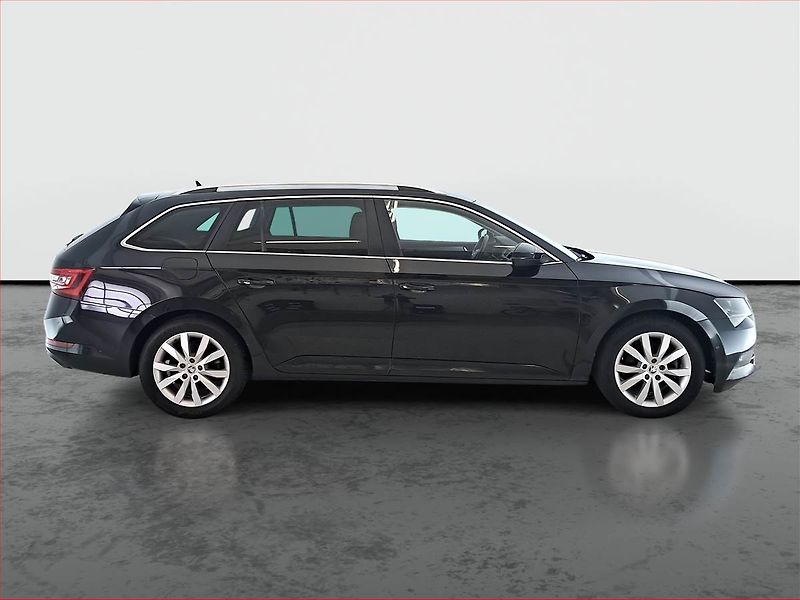 Škoda Superb (2015) Style Plus 1.6 TDI, Automat - fotka 6 z 24