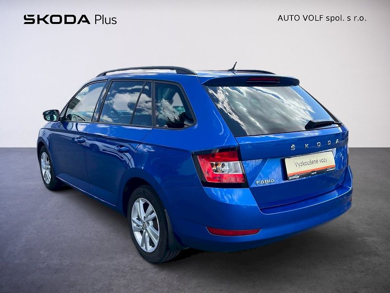 Škoda Fabia (2022) kombi Ambition 1.0 TSI 70 kW 5 - fotka 7 z 28