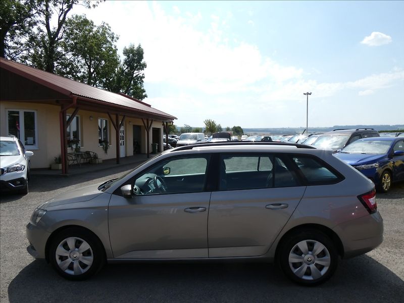 Škoda Fabia 1,4 TDi 66kW 2.majitel,servisk - fotka 6 z 44