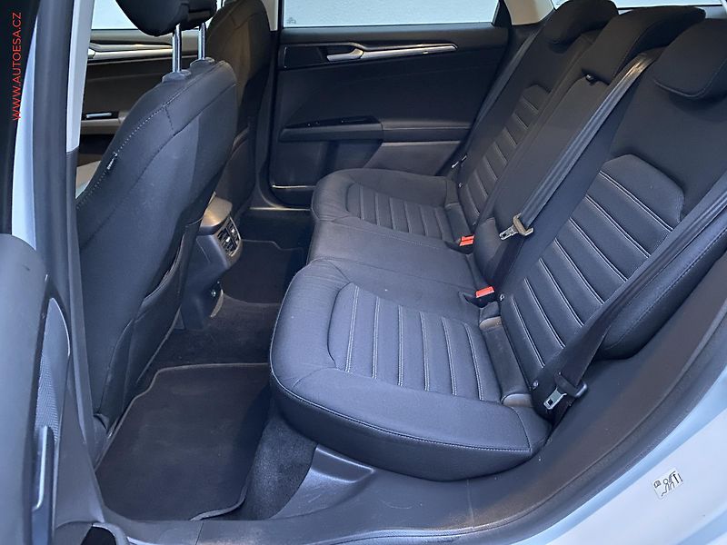 Ford Mondeo (2019) 2.0TDCi, AT, navi, xenon - fotka 10 z 17