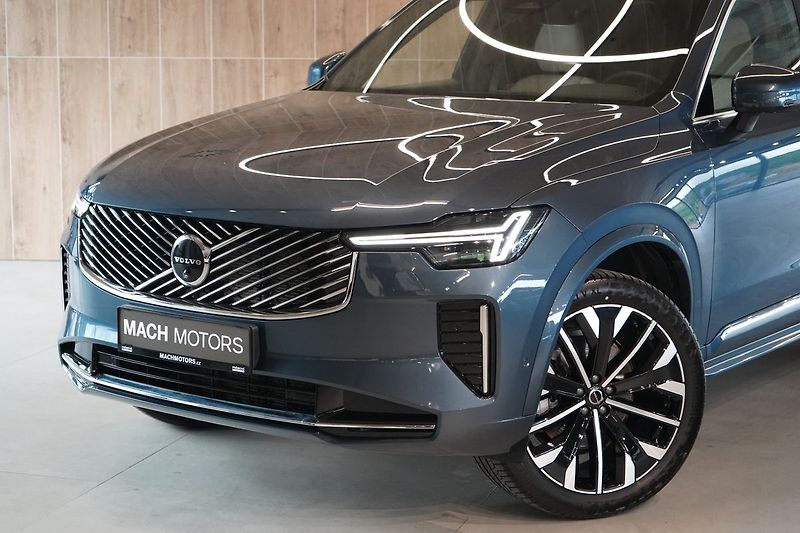 Volvo XC90 B5 PLUS Bright, Vzduch, 360° - fotka 2 z 50