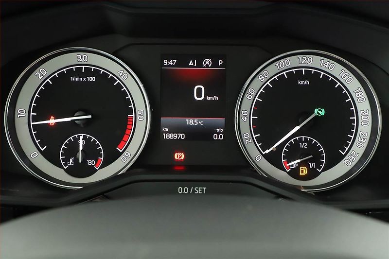 Škoda Superb (2020) Style 2.0 TDI, Automat, ČR - fotka 8 z 19