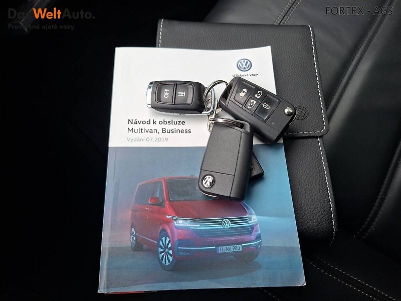Volkswagen Multivan (2019) Highline,2.0 TDI,146kW,DSG,4Mo - fotka 34 z 35