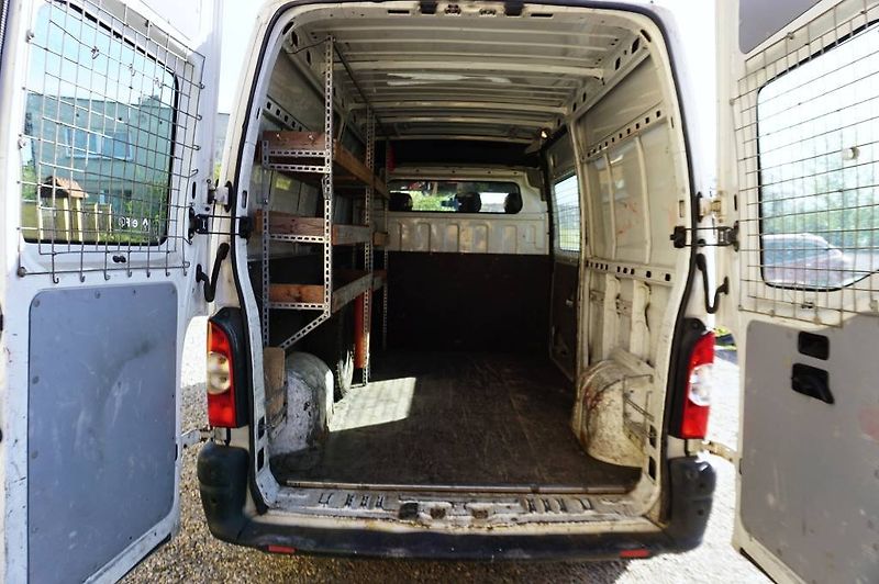 Renault Master (2005) 2,5 DCI 84 kW - fotka 11 z 26