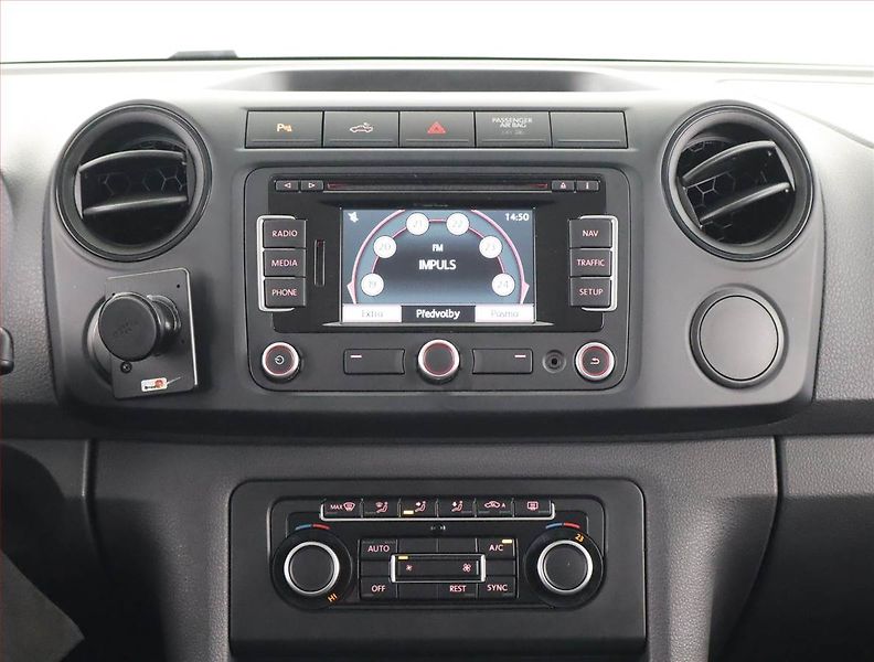 Volkswagen Amarok (2014) 2.0 BiTDI, 4X4, Automat - fotka 12 z 22