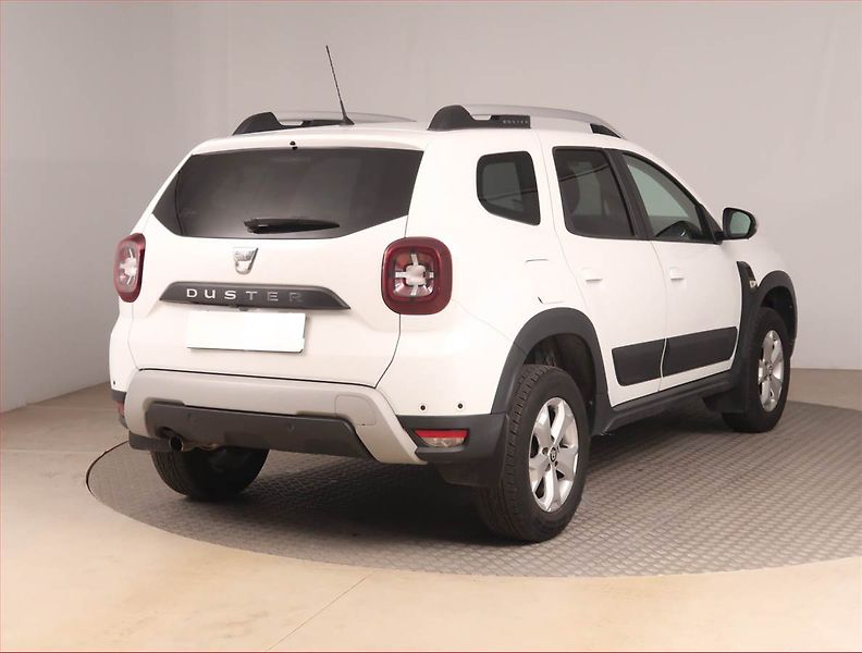 Dacia Duster (2018) 1.6 SCe, Navi, Tempomat - fotka 5 z 15