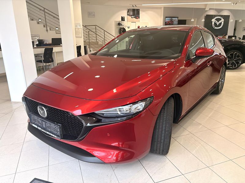 Mazda 3 (2026) 2.5L G140 6MT FWD Centre-Line - fotka 3 z 18