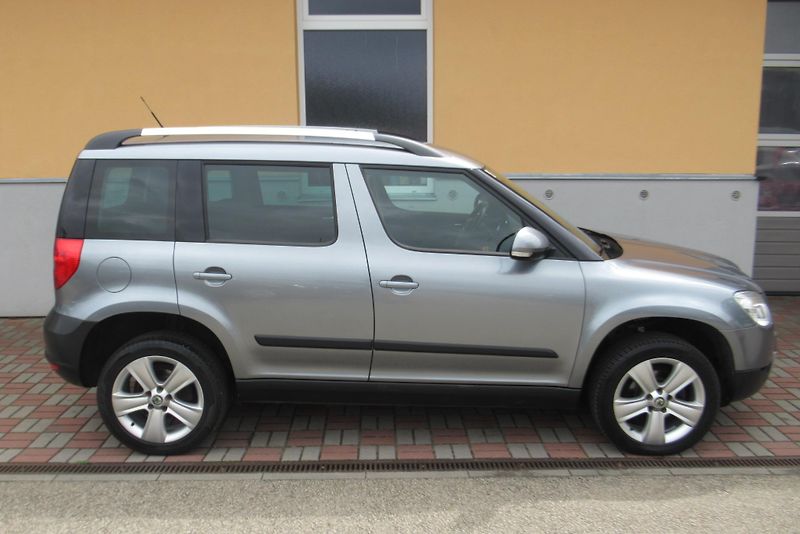Škoda Yeti 2.0 TDI 4x4 AUT. KLIMA TAŽNÉ - fotka 3 z 31