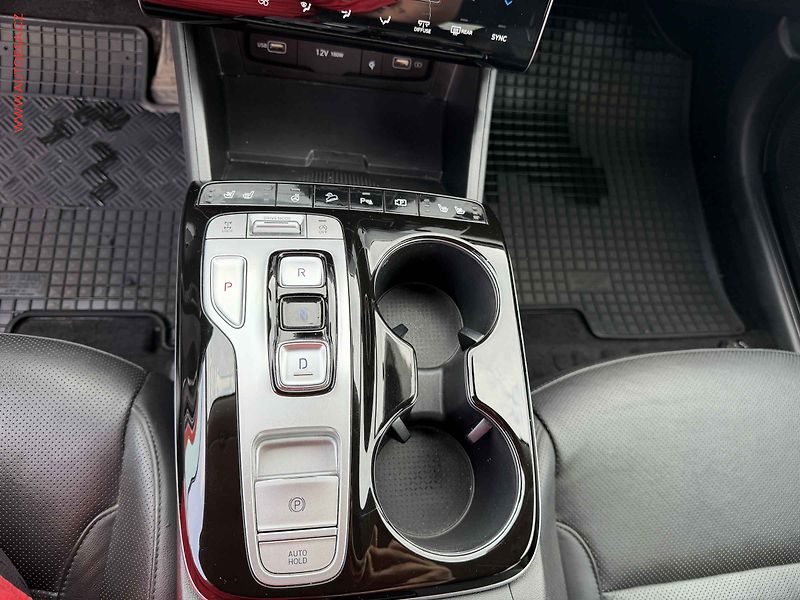 Hyundai Tucson (2021) 1.6 T-GDI 4x4, ČR, AT, tempo - fotka 14 z 18