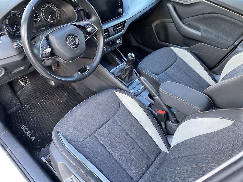 Škoda Scala (2023) 1.0 TSI Style - fotka 6 z 32