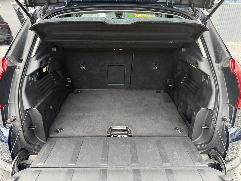 Peugeot 3008 1,6i Panorama Automat ČR - fotka 11 z 34
