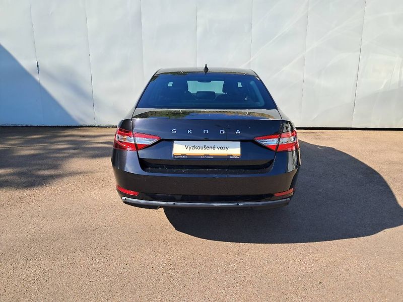 Škoda Superb (2022) III FC Ambition plus 2.0 TDI / - fotka 24 z 26