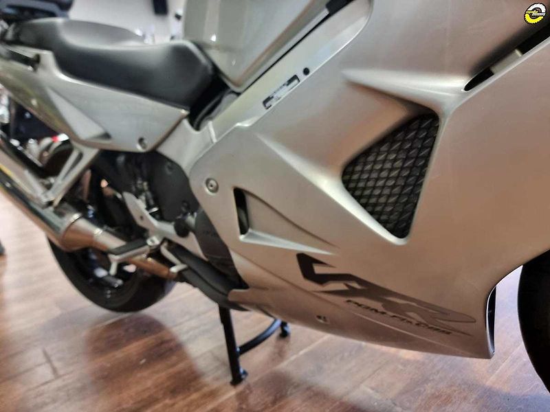Honda VFR 800 (1999) - fotka 12 z 20