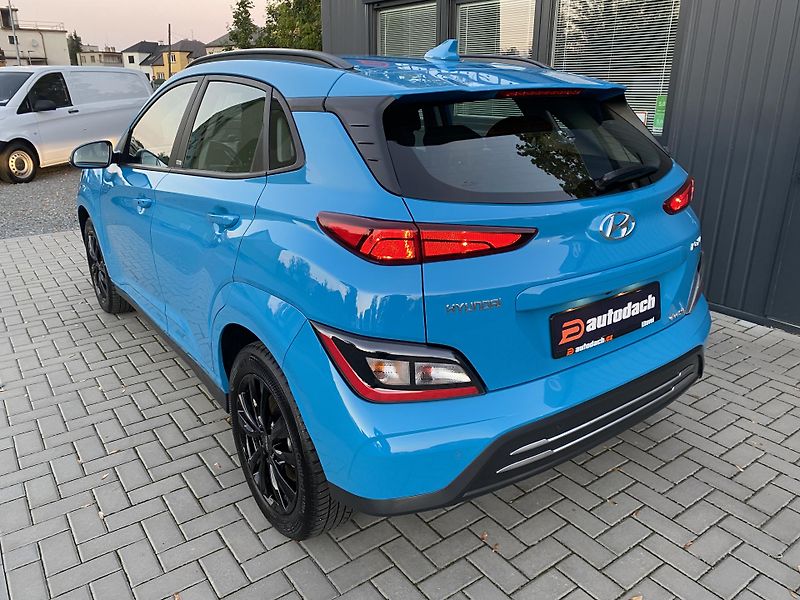 Hyundai Kona ELECTRIC 100kW- VÝHŘEV SEDAČEK - fotka 3 z 43
