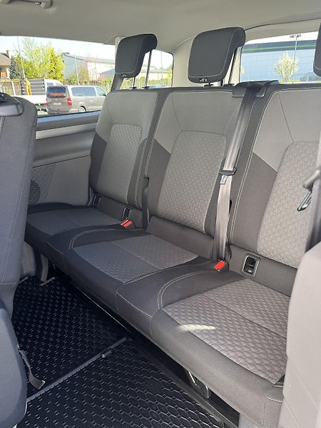 Volkswagen Caravelle (2025) 2,0 TDI 110kW 8AUT DR Life  - fotka 14 z 16