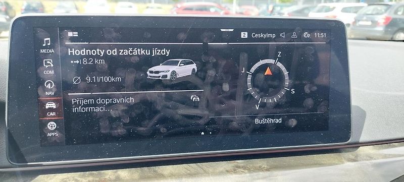 BMW Řada 5 (2021) 530d 3.0 xDrive AT Touring - fotka 7 z 14