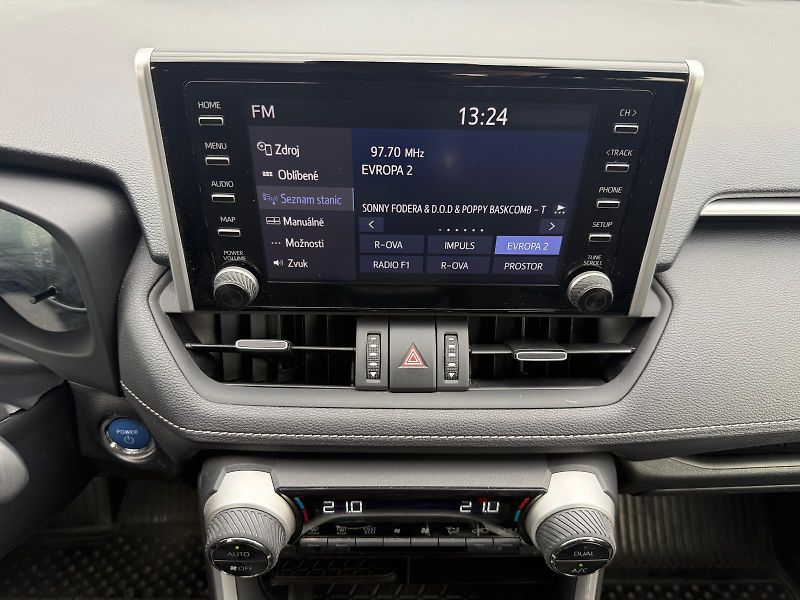 Toyota RAV4 2.5 HSD e-CVT AWD Comfort - fotka 19 z 28