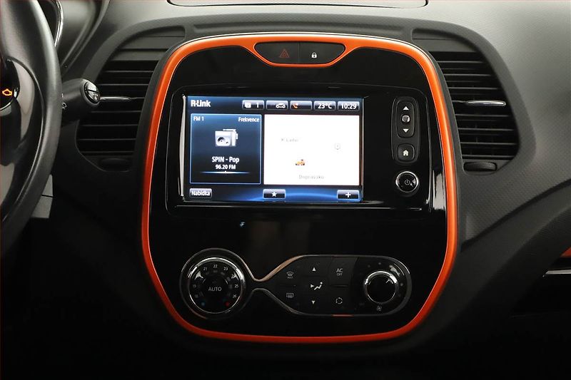 Renault Captur (2013) 1.2 TCe, Automat, Navi - fotka 11 z 15