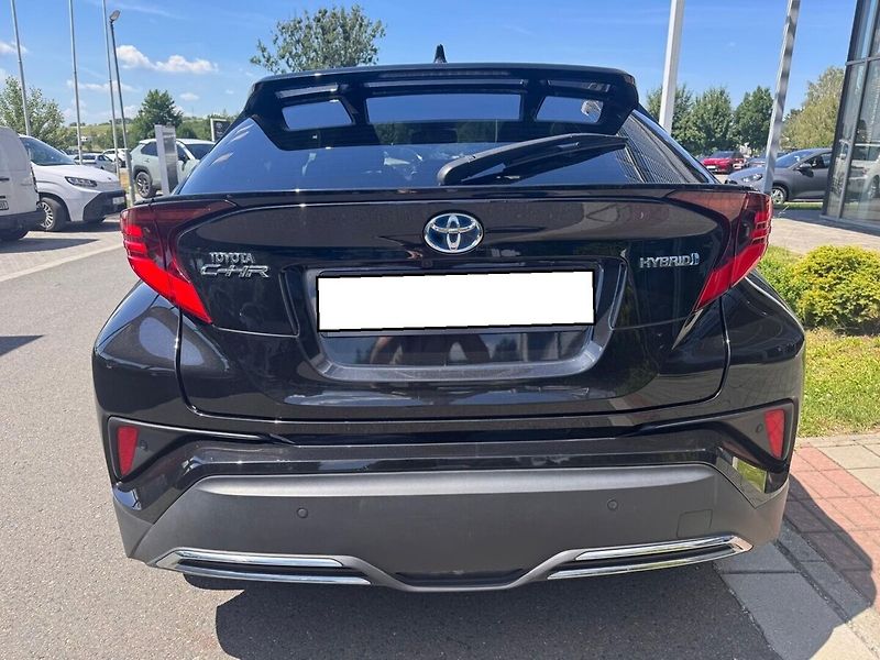 Toyota C-HR 2.0 Executive - fotka 7 z 13